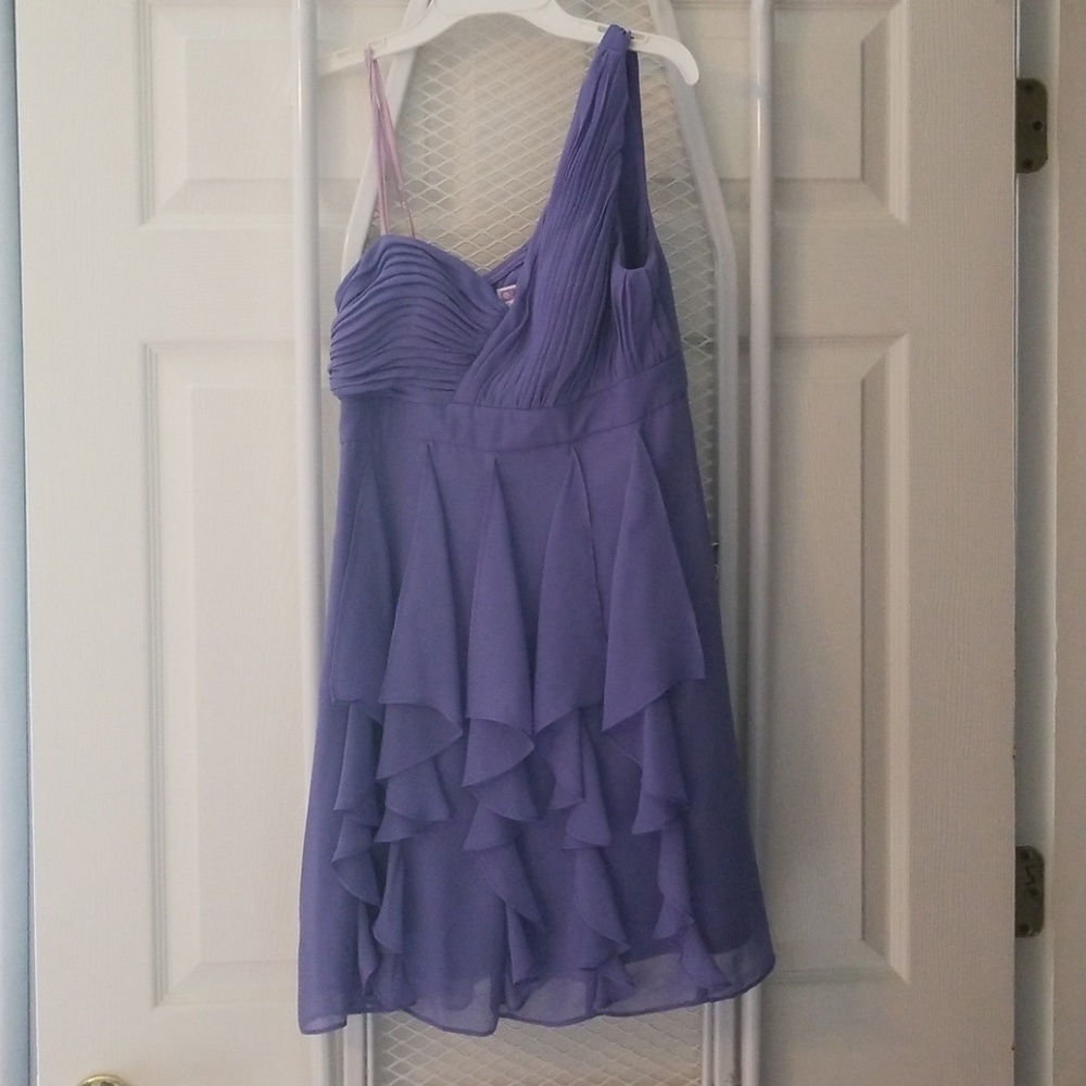 Beautiful Lilac Color Juniors Cocktail Dress